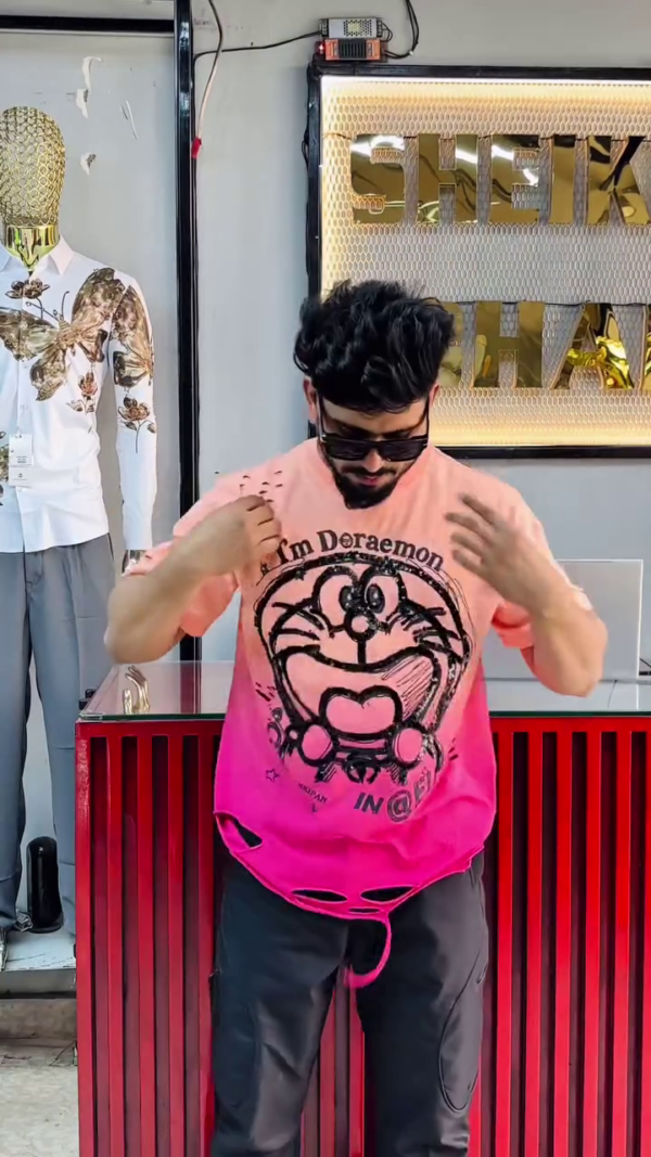 Goofy Vibes Oversized Cartoon Tee – Streetwear Edition - Image 4
