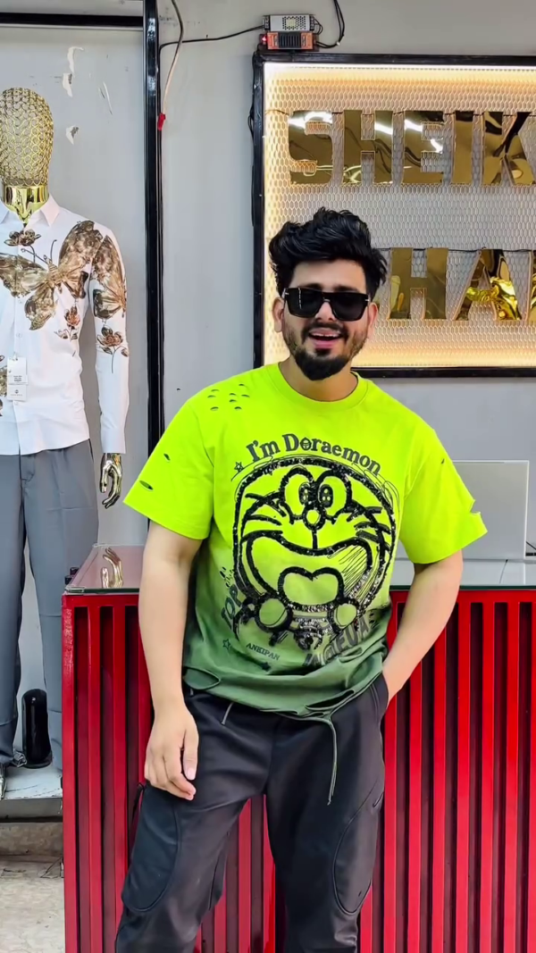 Goofy Vibes Oversized Cartoon Tee – Streetwear Edition - Image 2