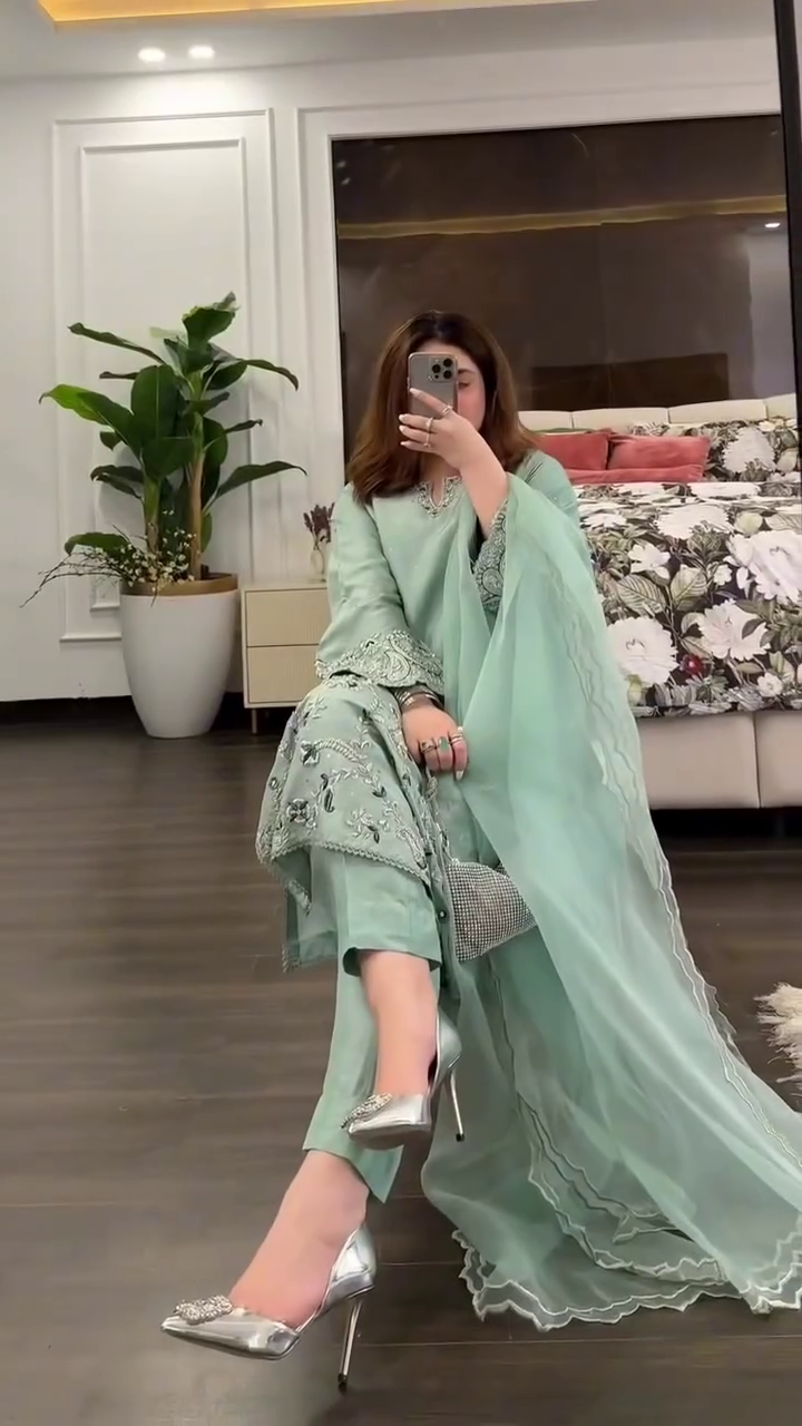 Elegant Blue & Grey Georgette Embroidery Sequence Salwar Suit – A Perfect Blend of Tradition and Glamour - Image 4