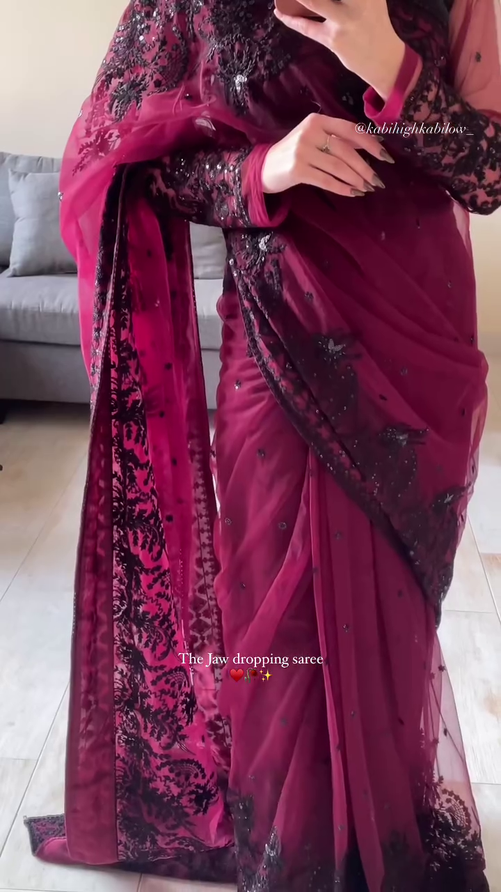 Exquisite Raspberry Wine Floral Patterned Stone Work Saree – A Perfect Blend of Elegance and Glamour - Image 4