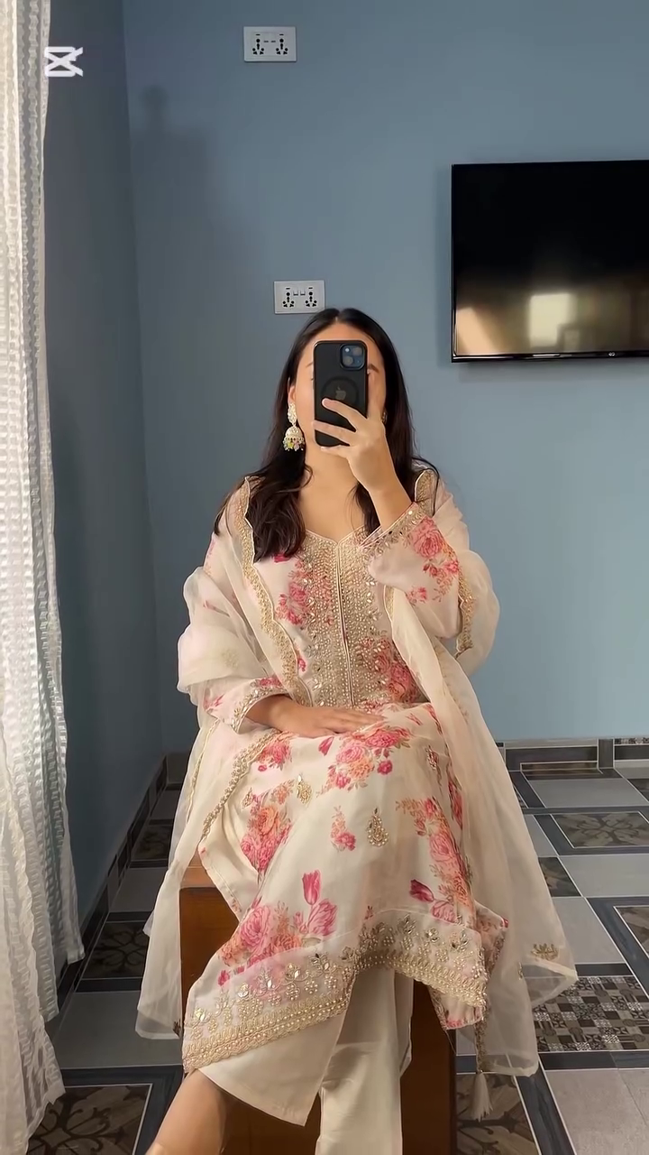 Elegant Off White Kundan Organza Suit – A Timeless Blend of Luxury and Grace - Image 2