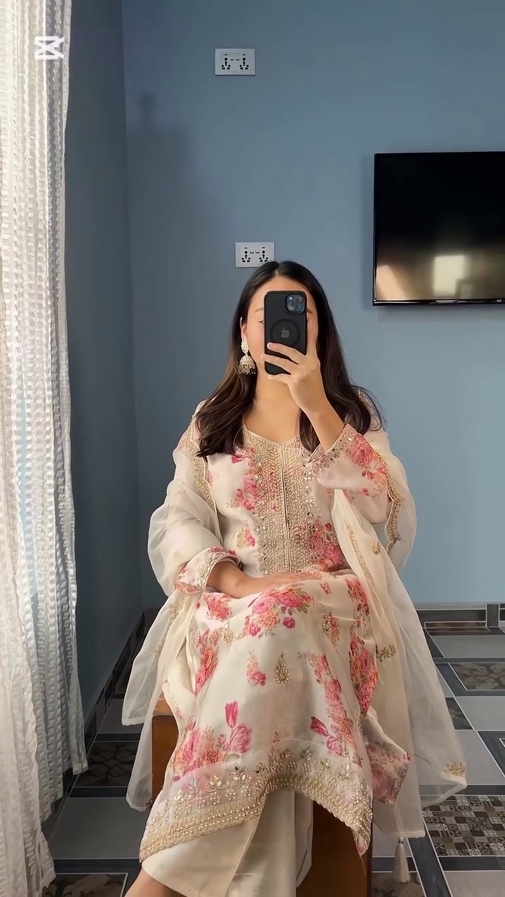 Elegant Off White Kundan Organza Suit – A Timeless Blend of Luxury and Grace - Image 5