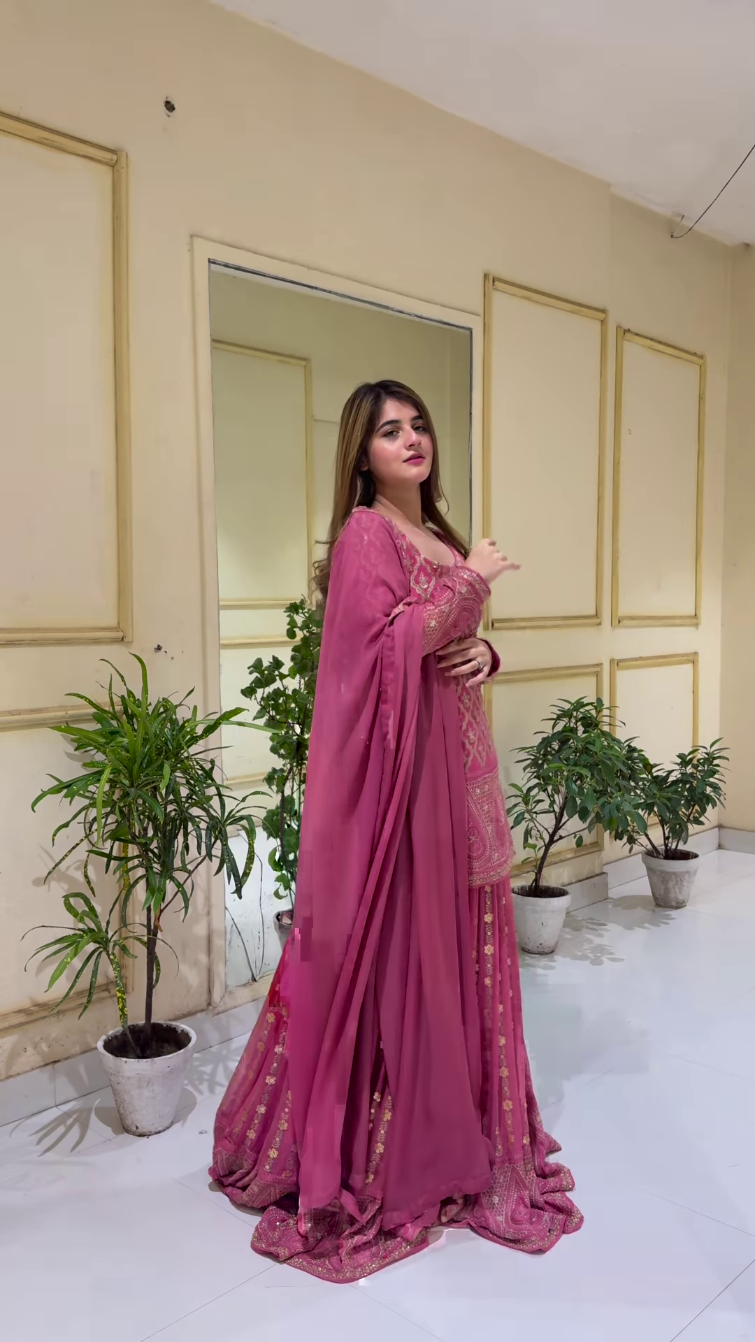 Elegant Pink Ethnic Ensemble – A Perfect Blend of Tradition and Style - Image 5