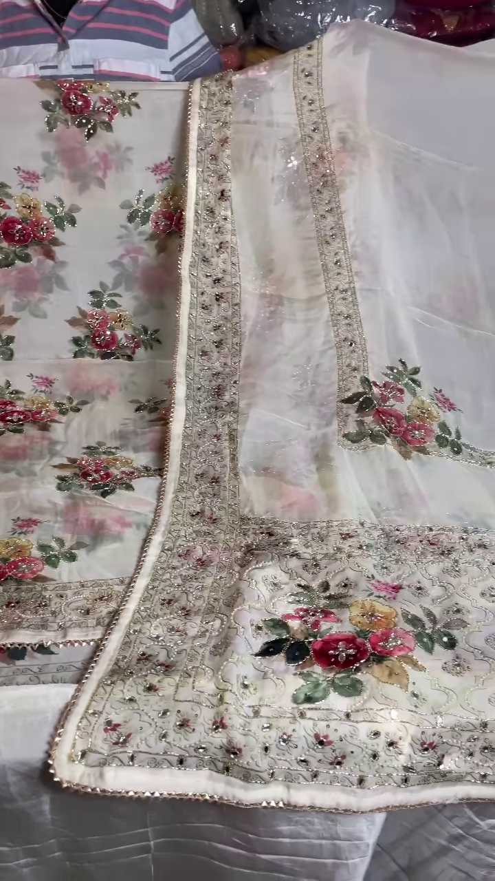 White Soft Tissue Silk Saree with Scalloped Sequins Zardozi Pearl Handwork – A Timeless Masterpiece of Elegance - Image 5