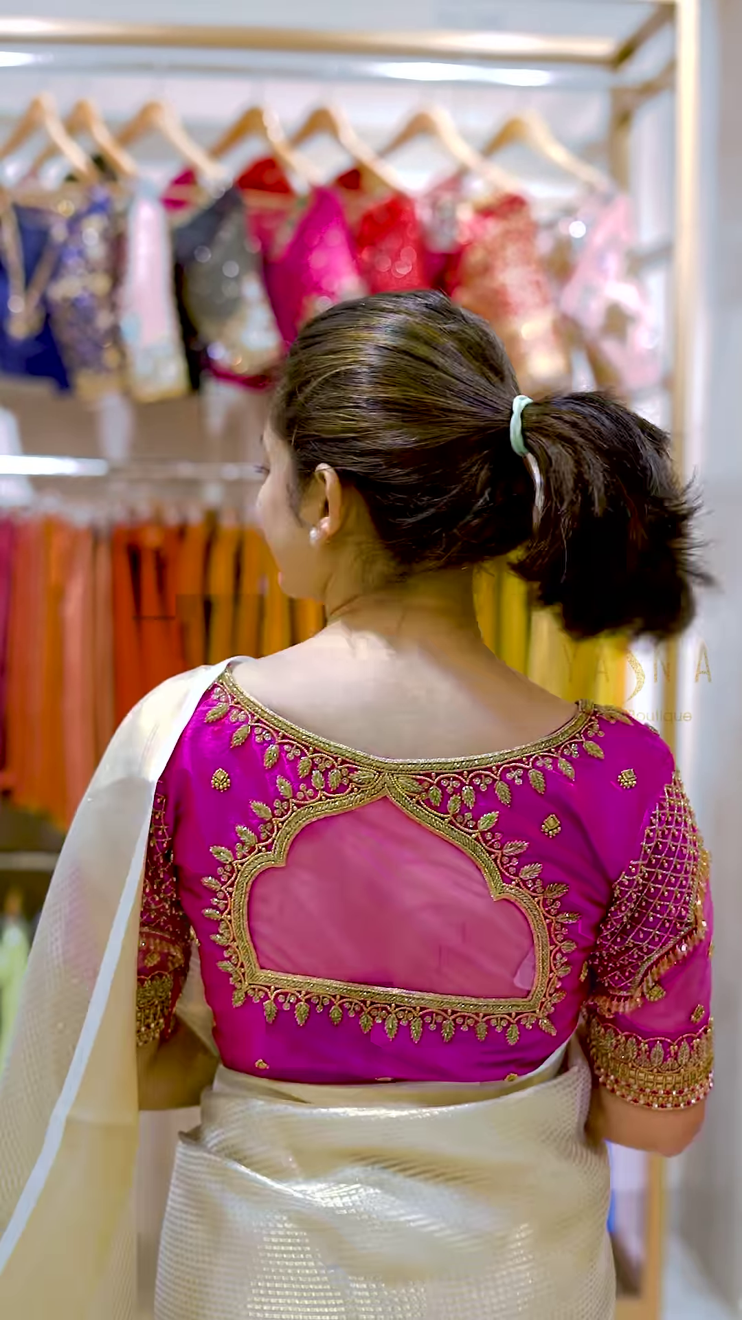 Kerala Kasavu Pure Cotton White Cream Saree with Multicolor Blouse – A Traditional Masterpiece with a Modern Twist - Image 4