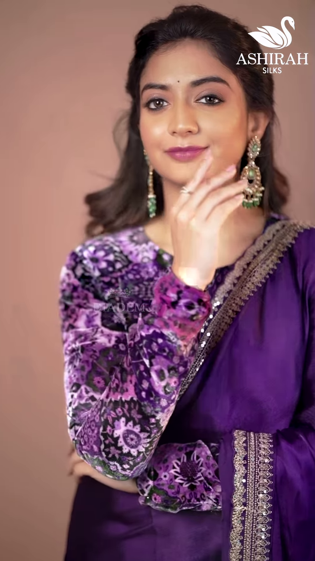 Purple Silk Zari Embroidered Saree Set – A Regal Ensemble of Tradition and Luxury - Image 3