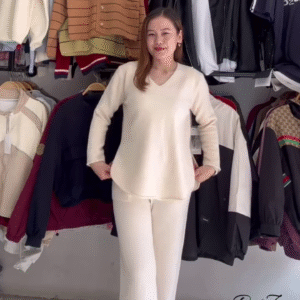 🍂 Timeless Harmony – Green, Brown, Black & Pink Symphony 🌸🌿