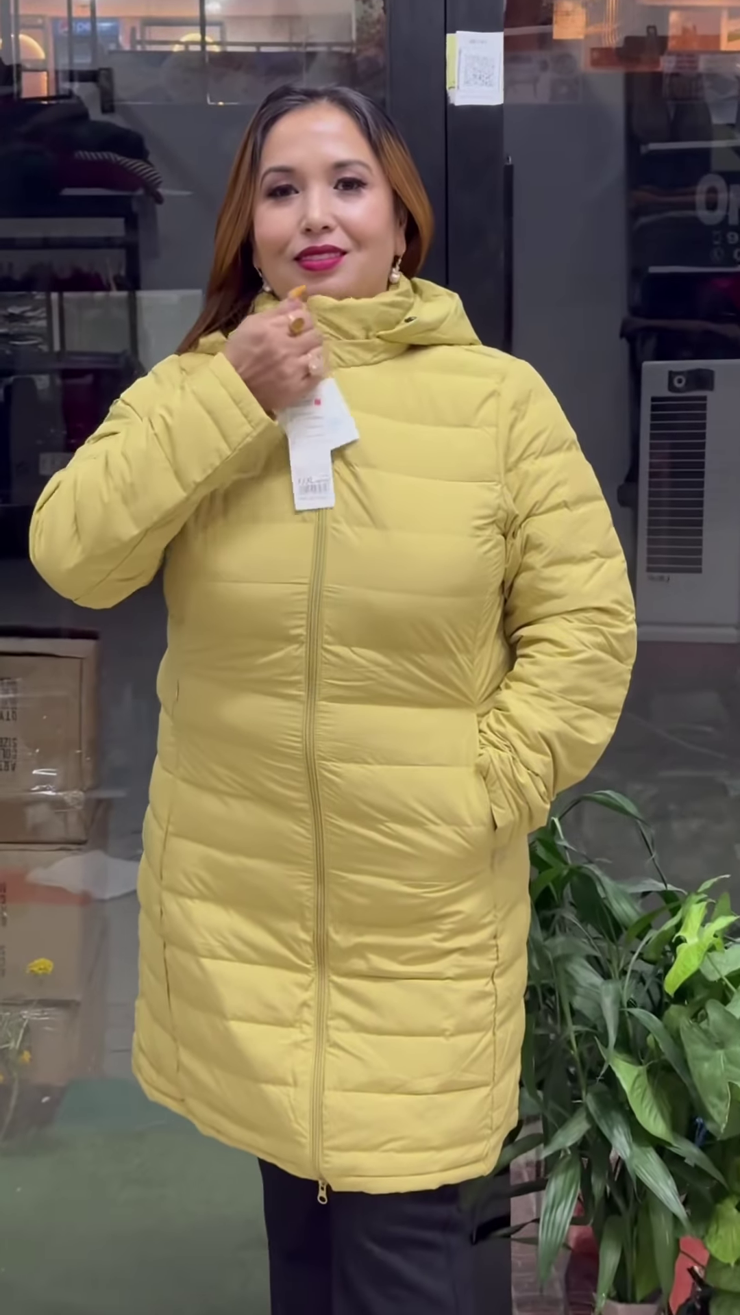 βοΈ Winter Luxe Puffer Coat β Gray, Red, Yellow & Black Edition π€β€οΈππ«οΈ - Image 2