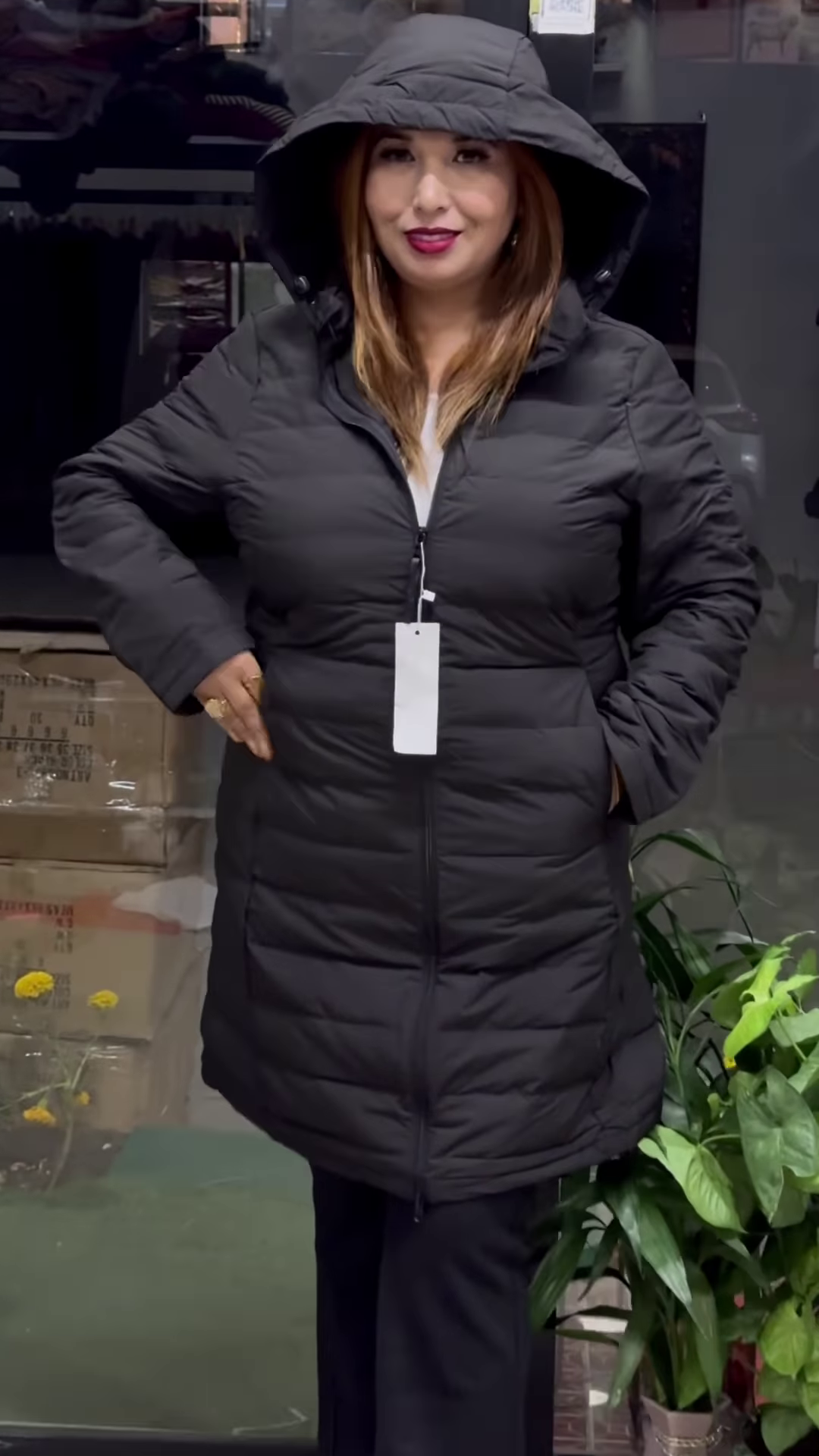 βοΈ Winter Luxe Puffer Coat β Gray, Red, Yellow & Black Edition π€β€οΈππ«οΈ - Image 5