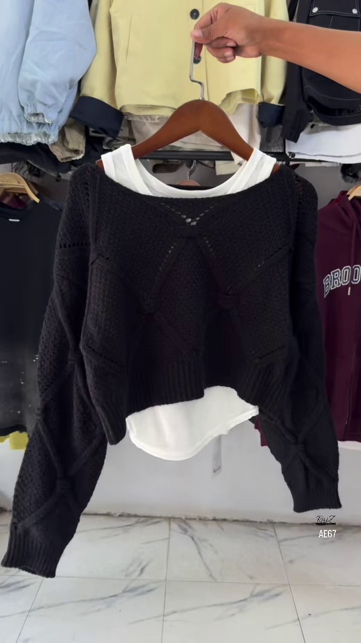 Textured Crop Knit | Layered Comfort, Street‑Ready Ease ✨ - Image 4