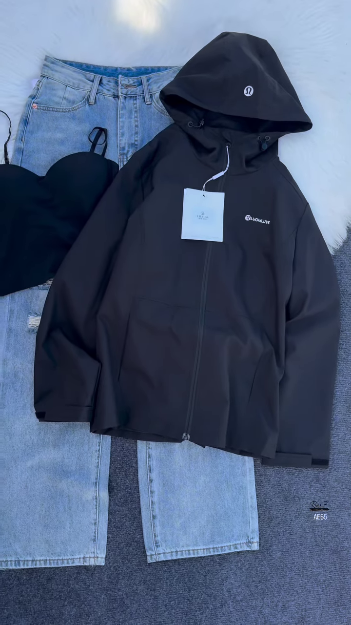 Weatherproof Hooded Softshell | Light, Agile, City‑Ready ☔⚡ - Image 2