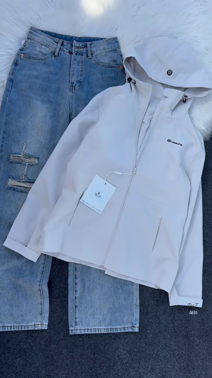 Weatherproof Hooded Softshell | Light, Agile, City‑Ready ☔⚡