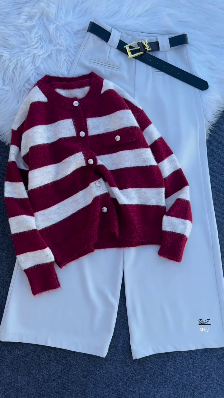 Bold Stripe Cardigan | Soft Texture, Playful Classic ✨ - Image 3