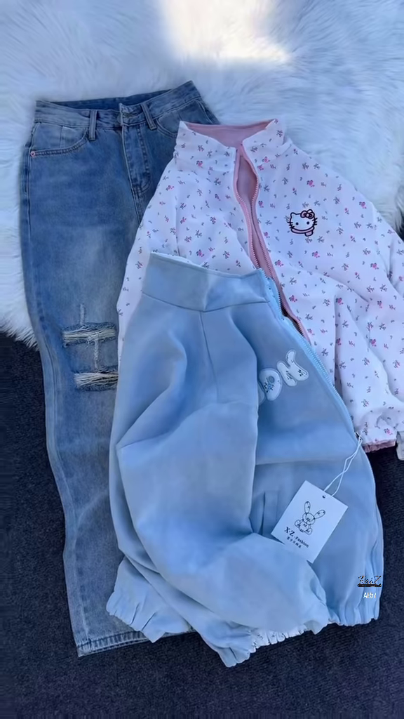 Reversible Floral Windbreaker | Sweet Sporty, Two‑in‑One Charm 🌸✨ - Image 3