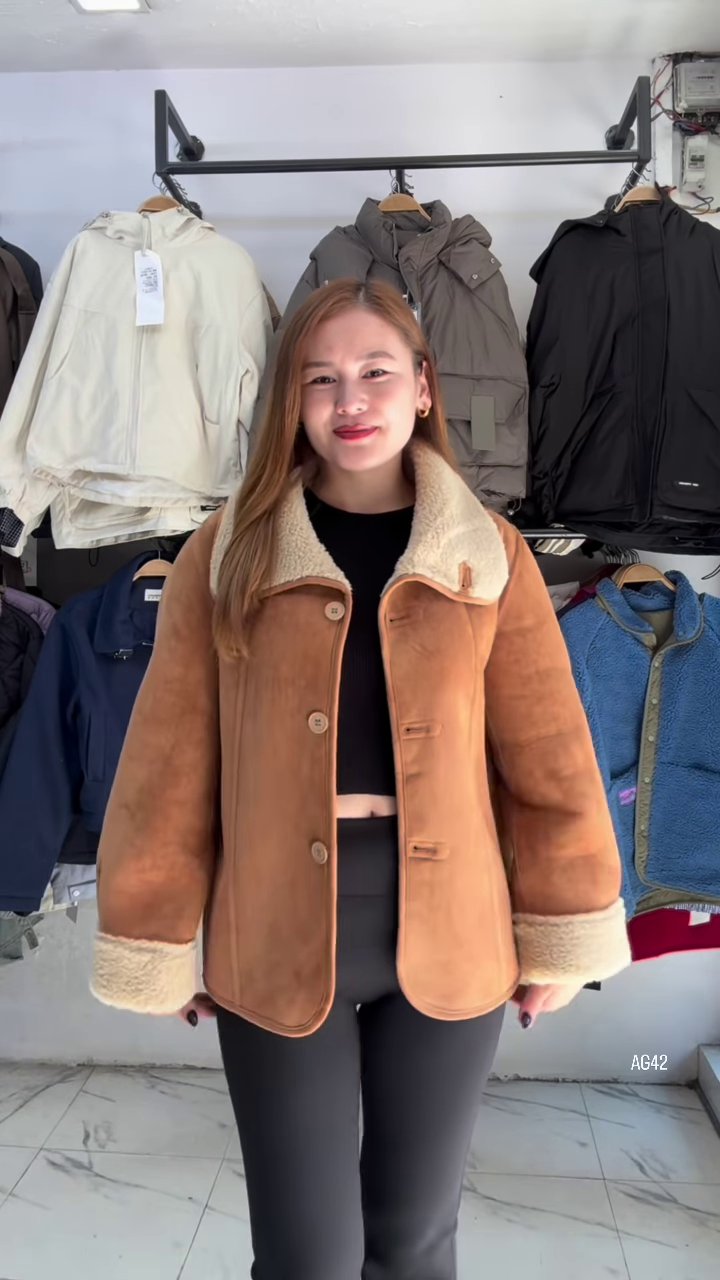 Shearling‑Lined Suede Jacket | Toasty, Timeless, Two‑Way ❄️ - Image 3