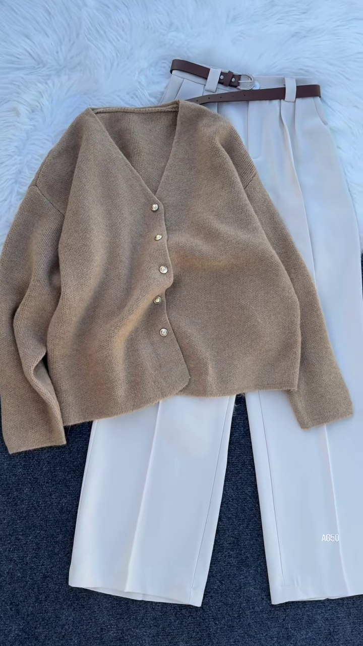 Pearl‑Button Knit + Cream Trousers Set | Soft, Chic, Everyday ✨