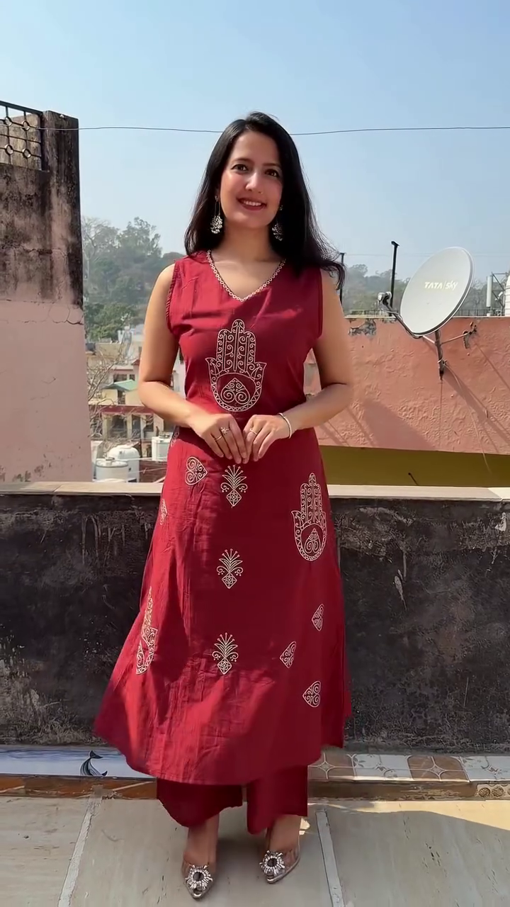 Red Blossom Kurta Set - Image 5