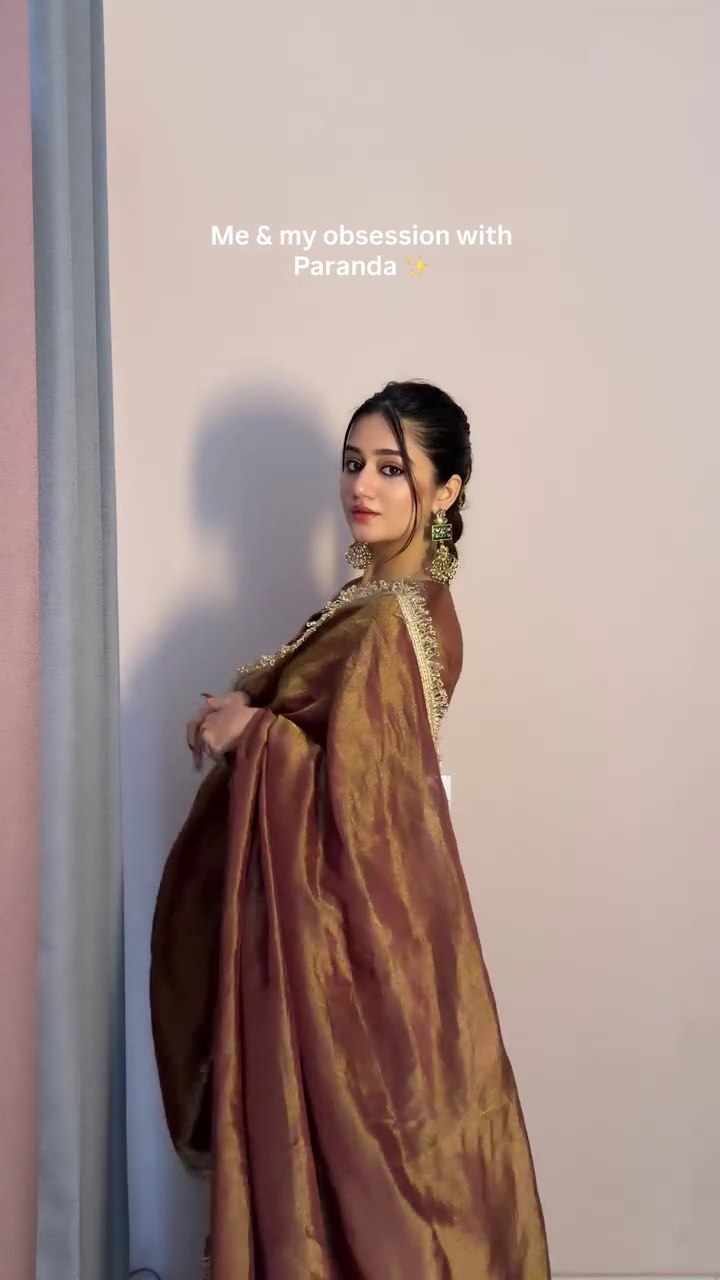 Golden Aura Festive Suit - Image 5