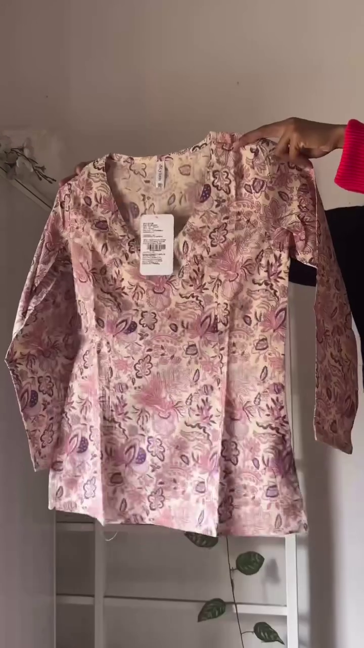 Women’s Floral Breeze Peplum Top for Casual Chic & Trendy Everyday Wear - Image 5