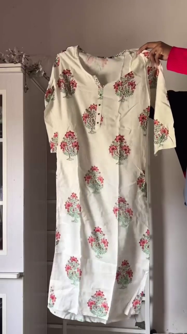 Women’s Floral Breeze Peplum Top for Casual Chic & Trendy Everyday Wear - Image 6